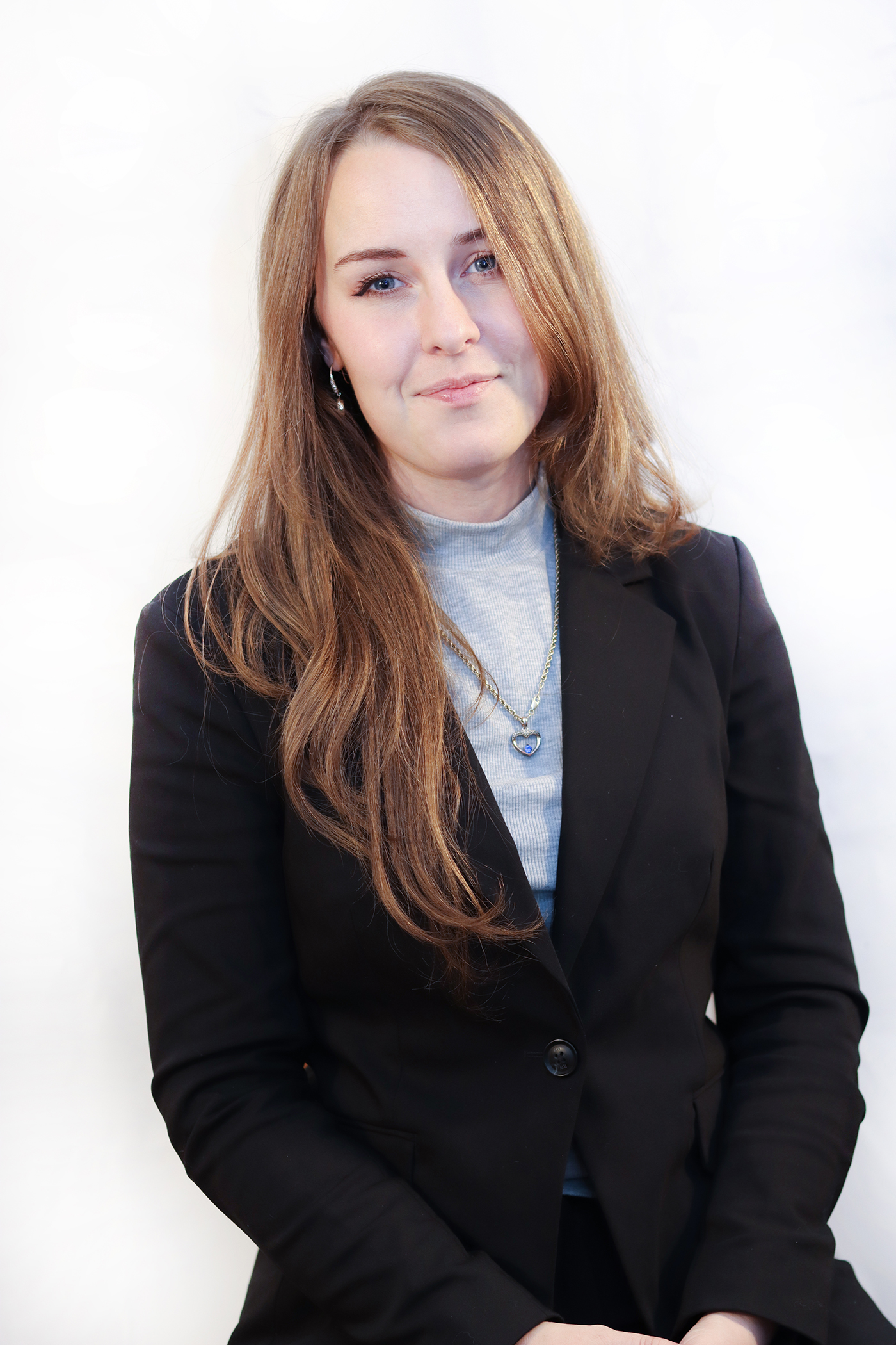 Hailey Parker headshot